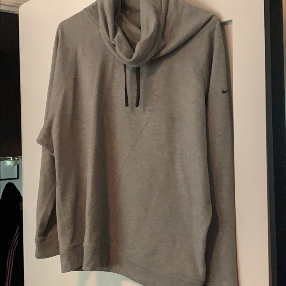 Nike sweat shirt